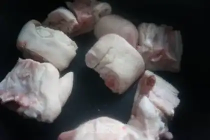 Make Soybean pig hoof step 1