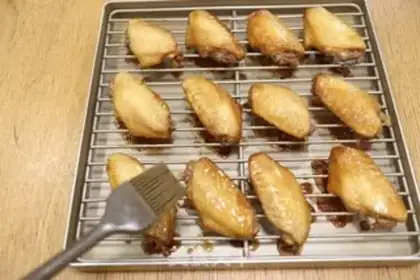 Make The honey is on the wings step 9