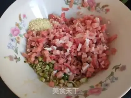 Make Celery pork pans step 1