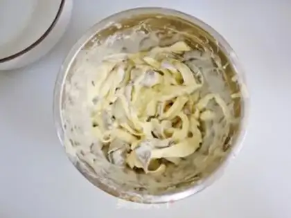 Make Pretzel mushrooms step 5