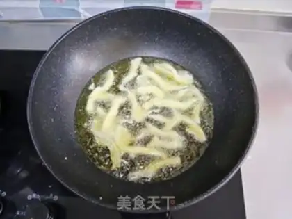 Make Pretzel mushrooms step 6