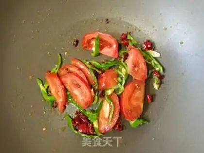 Make Tomato fried potatoes step 6