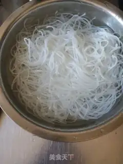 Make Eggs and greens step 1