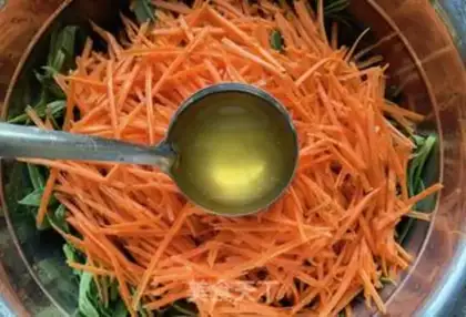 Make Noodles and carrots step 4