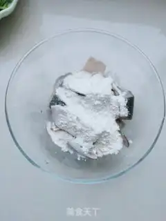 Make Sausage fish step 1