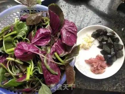 Make Eggs and vegetables step 0