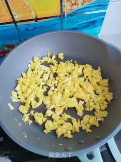 Make Spinach egg box step 3