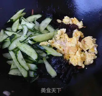 Make Mushu cucumber step 5