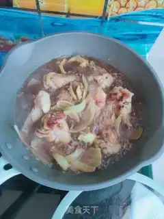 Make Onions burning chicken wings step 7