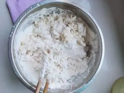 Make Spinach egg box step 8