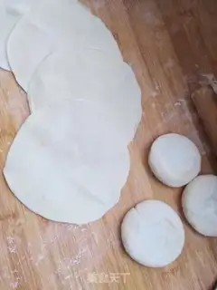 Make Spinach egg box step 11