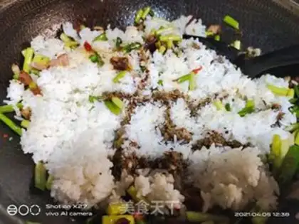 Make Bacon chicken fried rice step 4