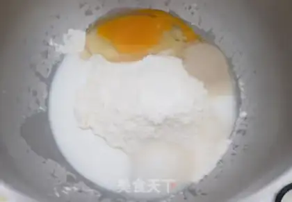 Make Coconut bread with lips and teeth step 0