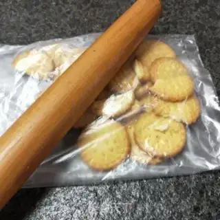 Make Yogurt cookies step 1