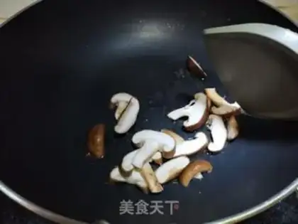 Make Corn mushrooms and wooden chops step 1