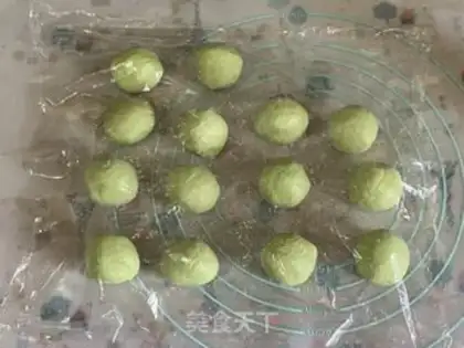 Make The Qingqing clan must eat the light fruit of the festival step 5