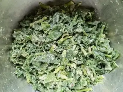 Make Garlic pepper and spinach step 7
