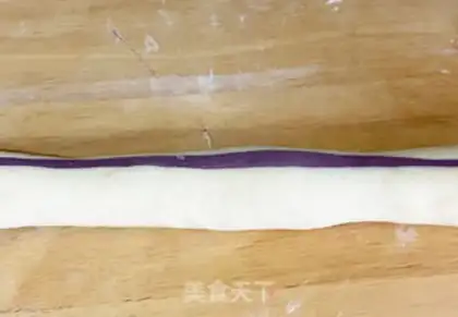 Make Double-coloured onion bag step 14