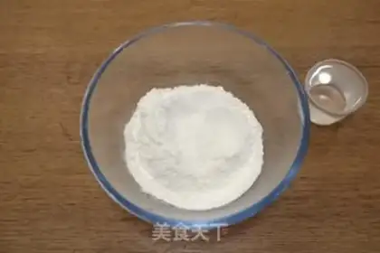 Make Egg sauce noodles step 0