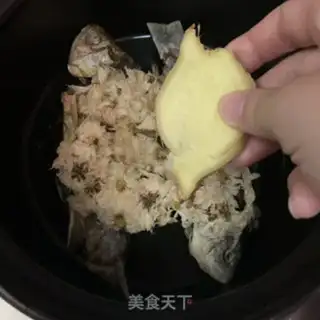 Make A chrysanthemum soup step 3