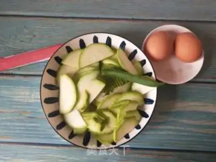 Make Scrambled sausage eggs step 0