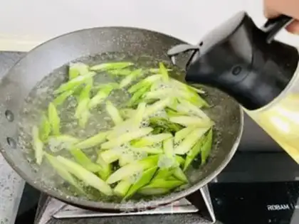 Make Low-calded, delicious chicken silk step 3