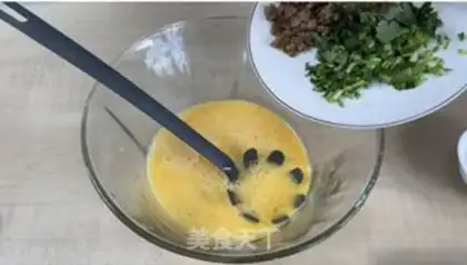 Make Sea cucumber eggcakes step 2