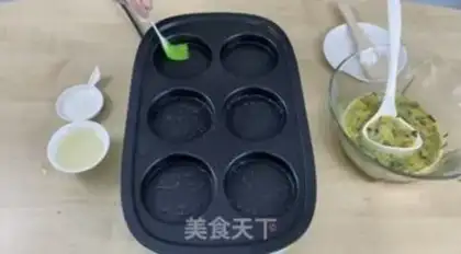 Make Sea cucumber eggcakes step 3
