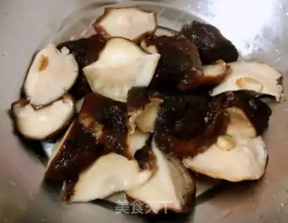 Make Frozen chicken legs for mushroom eggs step 4