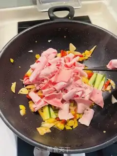 Make Peppers and yellow throats step 4