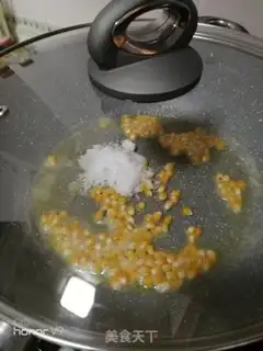 Make Homemade popcorn step 2