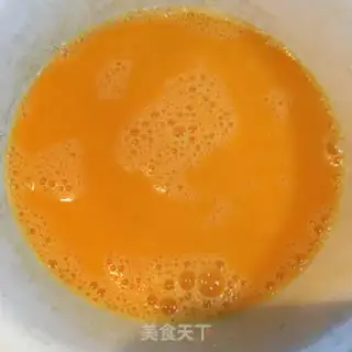 Make Eggs and cucumbers step 2