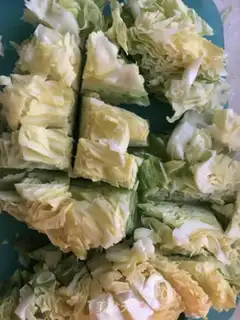 Make Spicy cabbage step 0