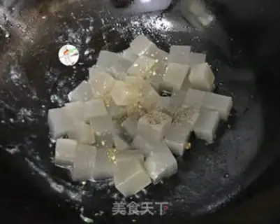 Make Pyramid chicken gravy step 7