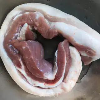 Make Red roast stew step 0