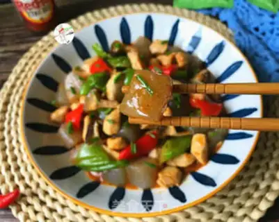 Make Pyramid chicken gravy step 15