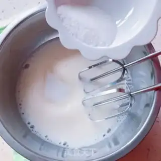 Make A branded cupcake step 11