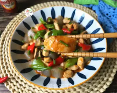 Make Pyramid chicken gravy step 16