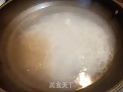 Make Green egg and rice powder step 0