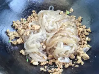 Make Crushed meat step 6
