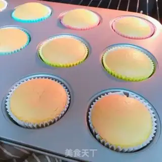 Make A branded cupcake step 22
