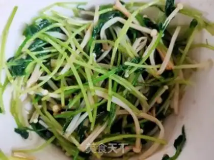 Make Black bean sprouts with golden needle mushrooms step 12