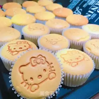 Make A branded cupcake step 28