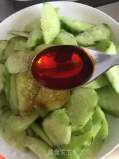 Make The cucumber with garlic step 3