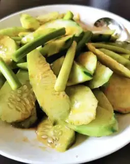 Make The cucumber with garlic step 5