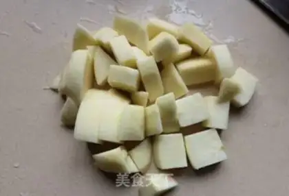 Make Apple date water step 2