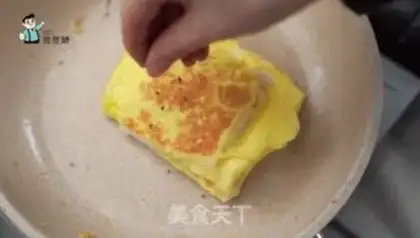 Make A thick egg sandwich step 6