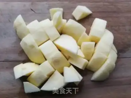 Make Chestnut apple palm tea step 1