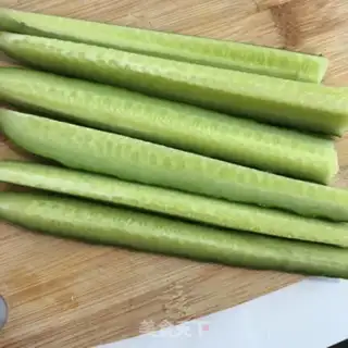 Make All-eat egg cucumber burrito step 0