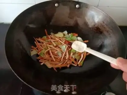 Make Scrambled onions step 3